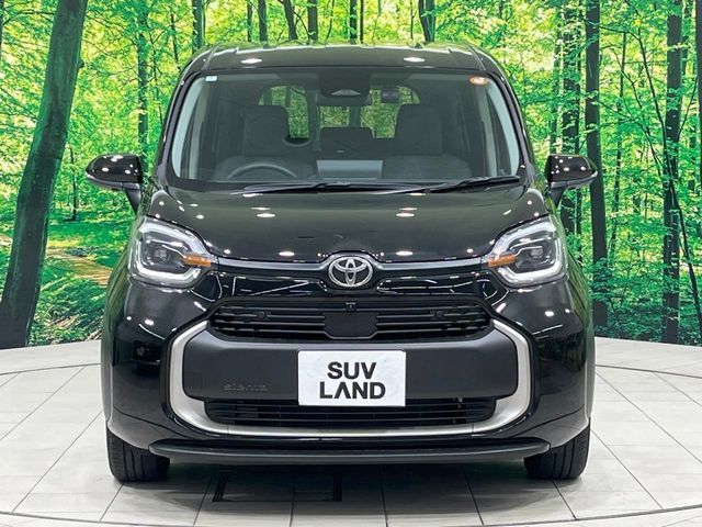 TOYOTA SIENTA HYBRID 2025 Image 31