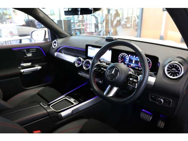 MERCEDES BENZ GLB 2025 Image 31