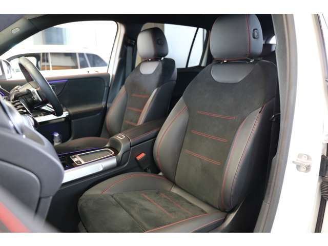 MERCEDES BENZ GLB 2025 Image 31