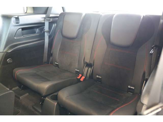 MERCEDES BENZ GLB 2025 Image 31