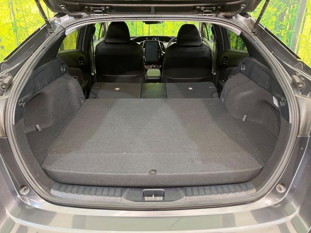 TOYOTA PRIUS PHV 2017 Image 31