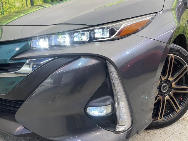 TOYOTA PRIUS PHV 2017 Image 31