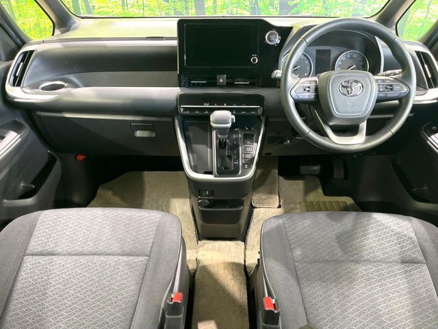 TOYOTA NOAH 2023 Image 31