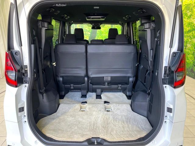 TOYOTA NOAH 2023 Image 31