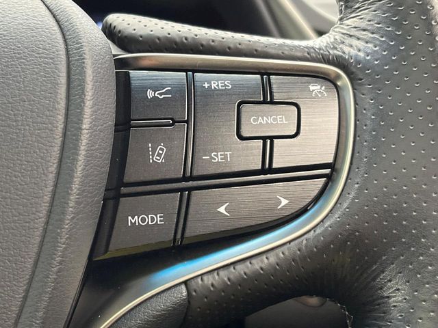 TOYOTA LEXUS ES300H 2019 Image 31