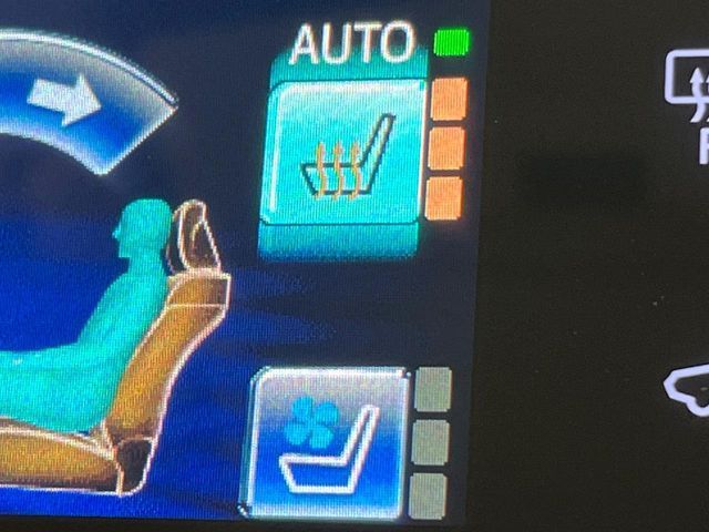 TOYOTA CROWN SEDAN HYBRID 2013 Image 31