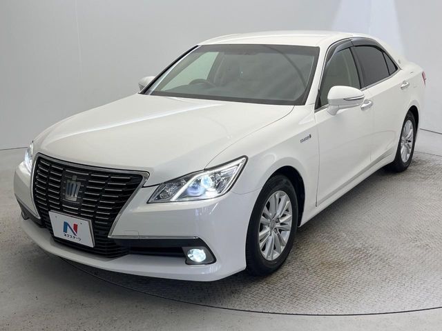 TOYOTA CROWN SEDAN HYBRID 2013 Image 31