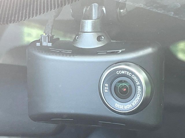 TOYOTA PRIUS 2016 Image 31