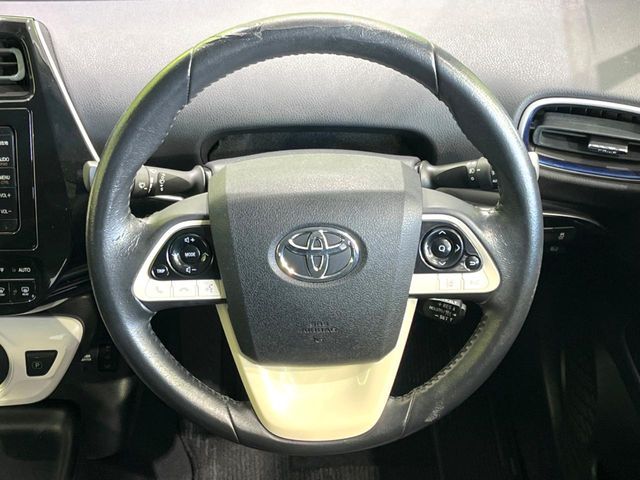 TOYOTA PRIUS 2016 Image 31