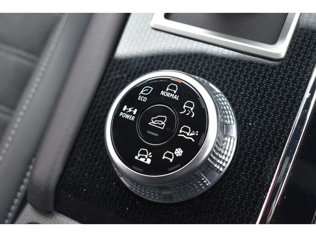 MITSUBISHI OUTLANDER PHEV 2024 Image 31