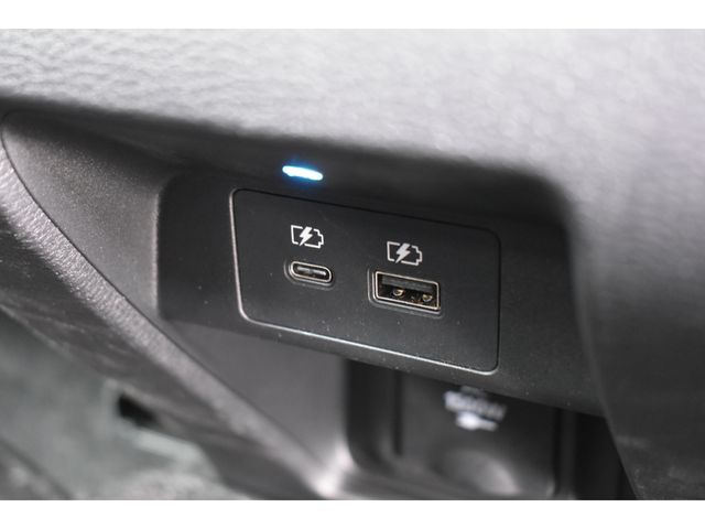 MITSUBISHI OUTLANDER PHEV 2024 Image 31