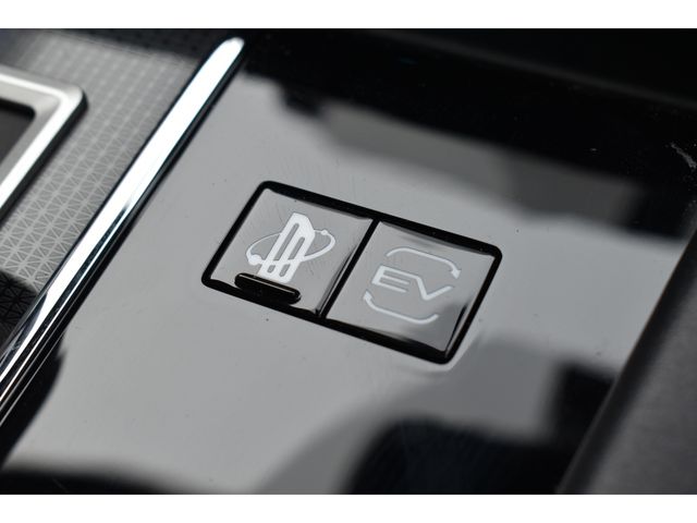 MITSUBISHI OUTLANDER PHEV 2024 Image 31