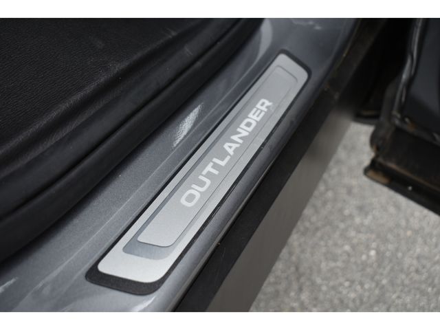 MITSUBISHI OUTLANDER PHEV 2024 Image 31