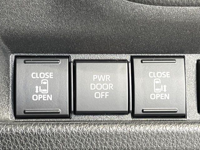 TOYOTA SIENTA HYBRID 2025 Image 31