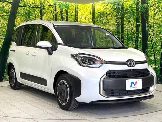 TOYOTA SIENTA HYBRID 2025 Image 31