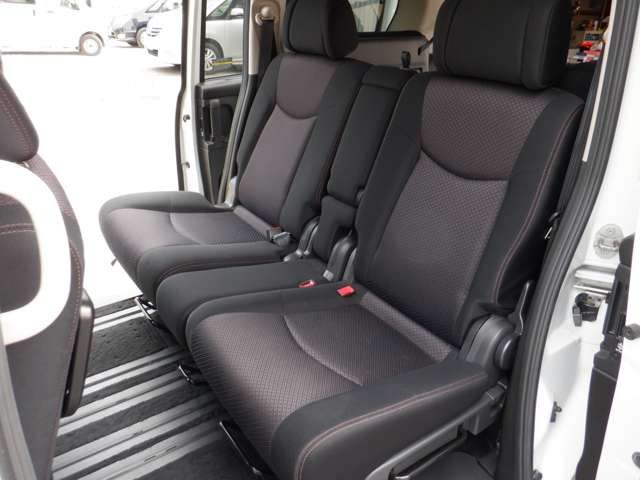 NISSAN SERENA  WG 4WD 2012 Image 31