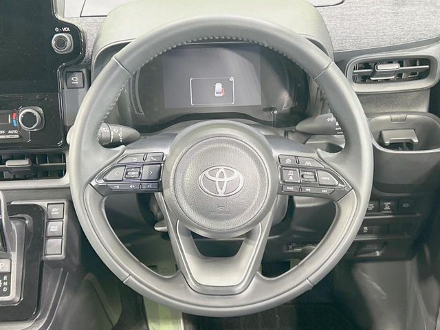 TOYOTA SIENTA HYBRID 2025 Image 31