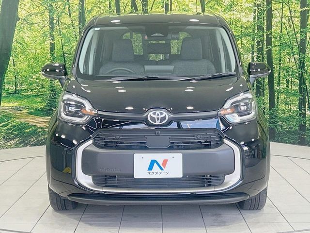 TOYOTA SIENTA HYBRID 2025 Image 31