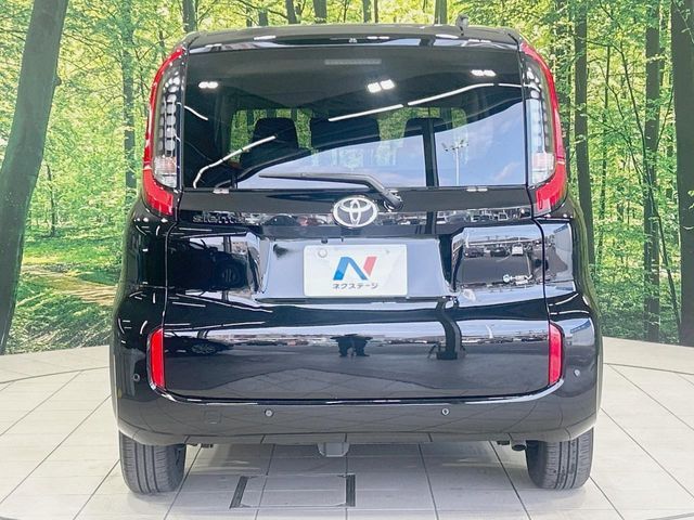 TOYOTA SIENTA HYBRID 2025 Image 31