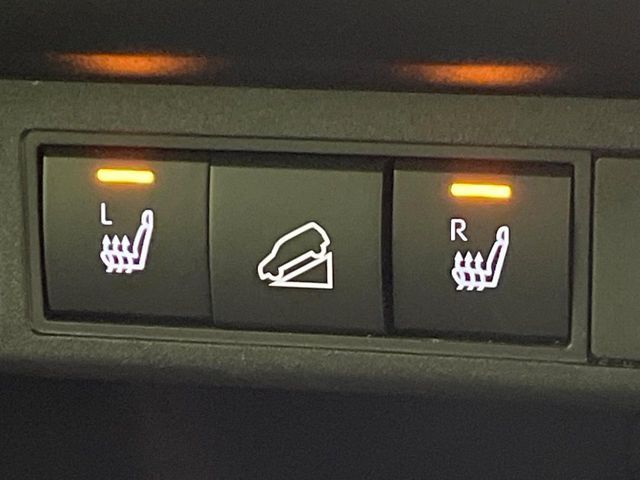 TOYOTA YARIS CROSS HYBRID 2024 Image 31