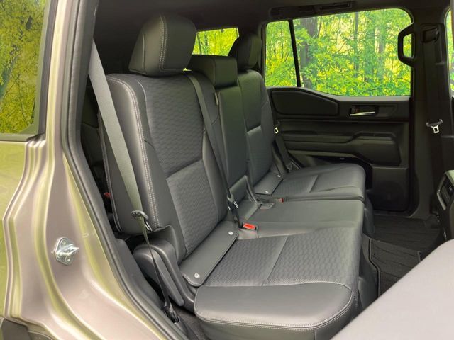 TOYOTA LANDCRUISER 250 2025 Image 31