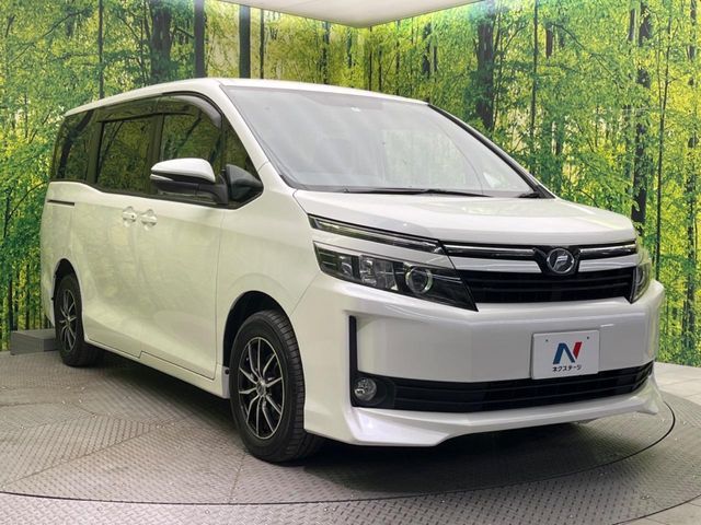 TOYOTA VOXY 2016 Image 31