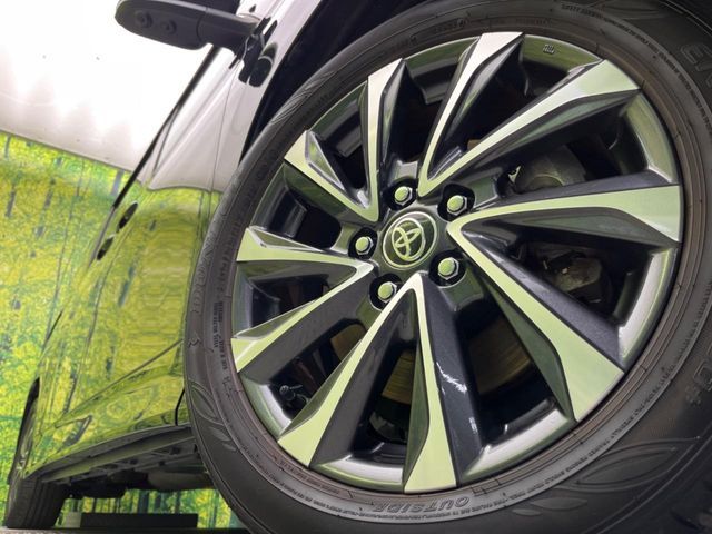 TOYOTA VOXY HYBRID 2023 Image 31