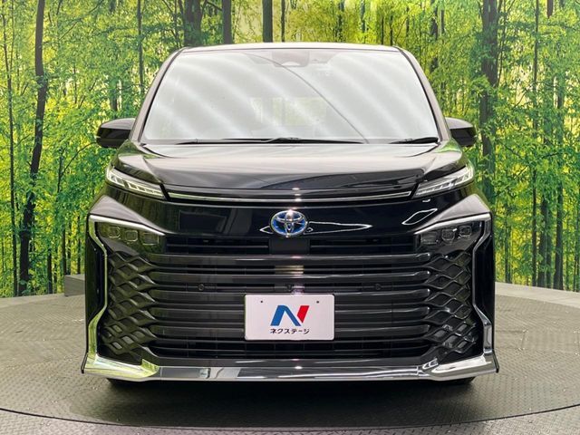 TOYOTA VOXY HYBRID 2023 Image 31