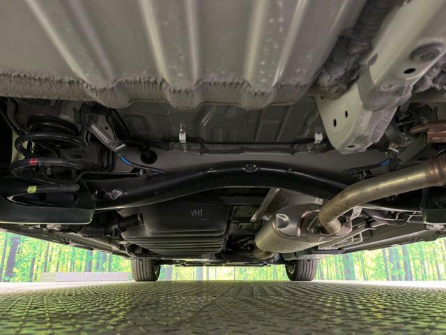 TOYOTA VOXY HYBRID 2023 Image 31