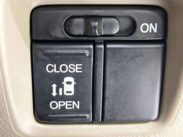 HONDA N BOX 2012 Image 31