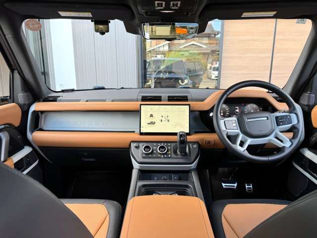 ROVER DEFENDER 2024 Image 31