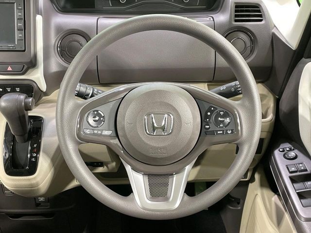 HONDA N BOX CUSTOM 2017 Image 31