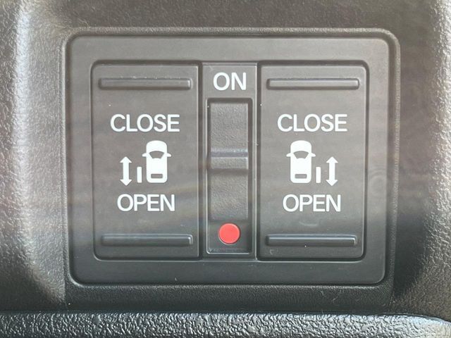 HONDA N BOX CUSTOM 2024 Image 31