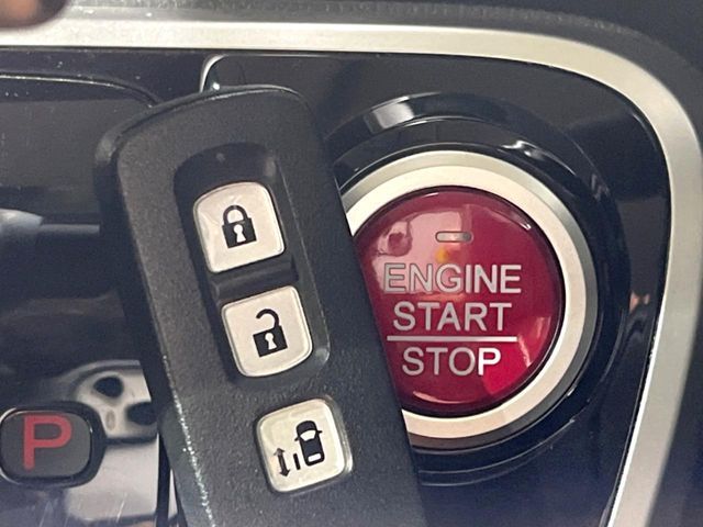 HONDA N BOX 2017 Image 31