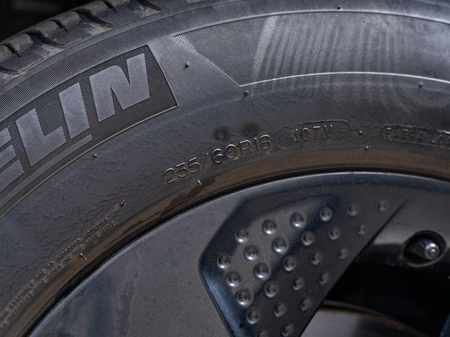 ROVER DISCOVERY SPOR 2020 Image 31