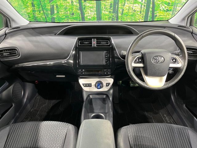 TOYOTA PRIUS 2016 Image 31