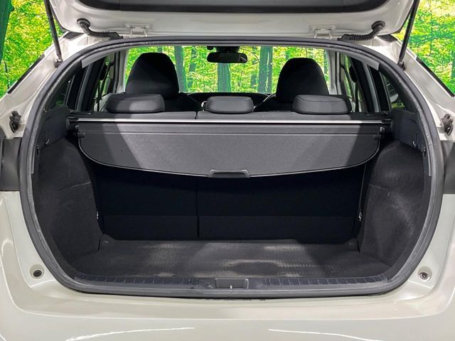 TOYOTA PRIUS 2016 Image 31