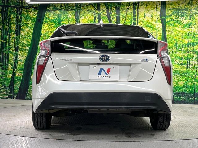 TOYOTA PRIUS 2016 Image 31