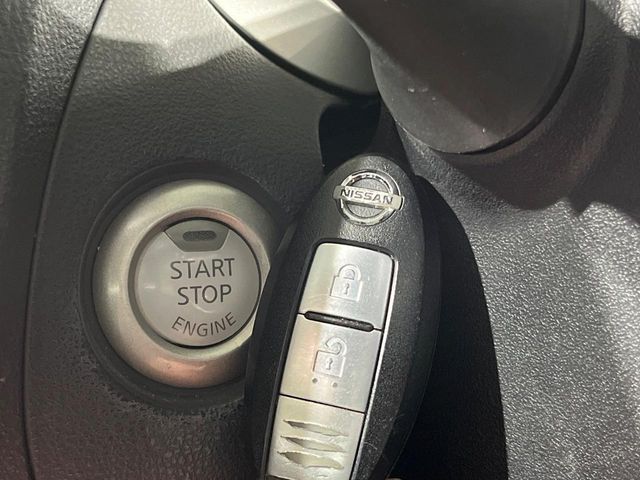 NISSAN JUKE 2010 Image 31