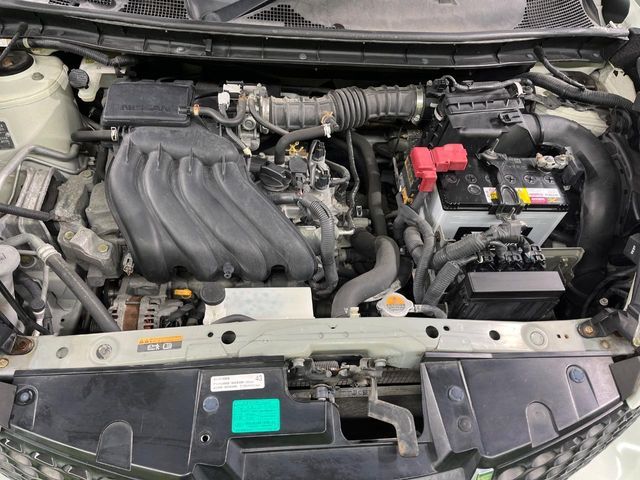 NISSAN JUKE 2010 Image 31