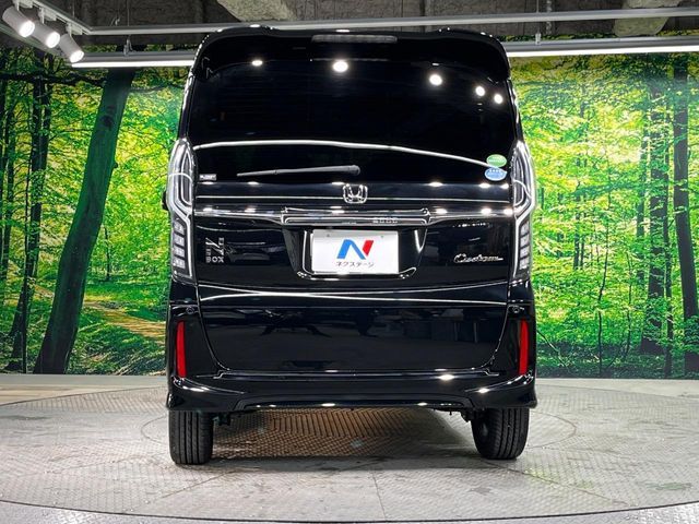 HONDA N BOX CUSTOM 2017 Image 31