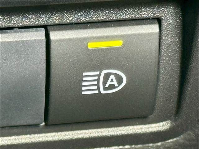 TOYOTA YARIS CROSS HYBRID 2021 Image 31