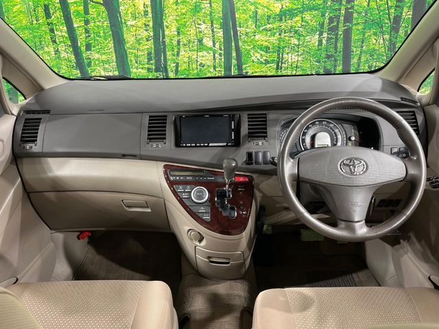 TOYOTA ISIS 2007 Image 31