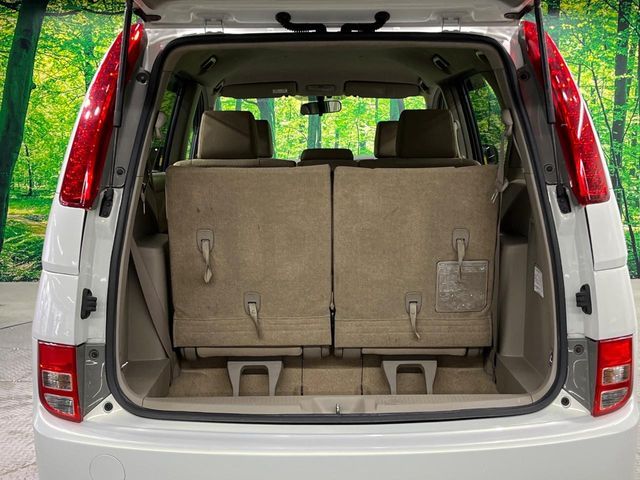 TOYOTA ISIS 2007 Image 31