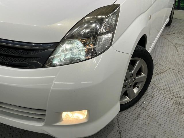 TOYOTA ISIS 2007 Image 31