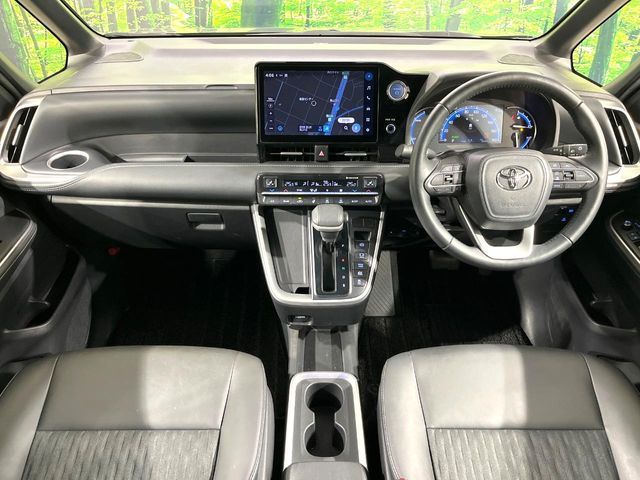 TOYOTA NOAH HYBRID 2023 Image 31