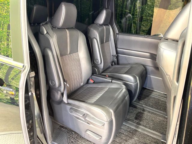 TOYOTA NOAH HYBRID 2023 Image 31