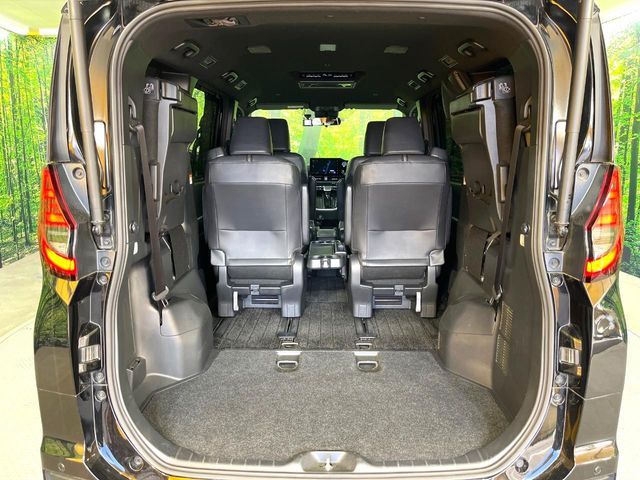 TOYOTA NOAH HYBRID 2023 Image 31