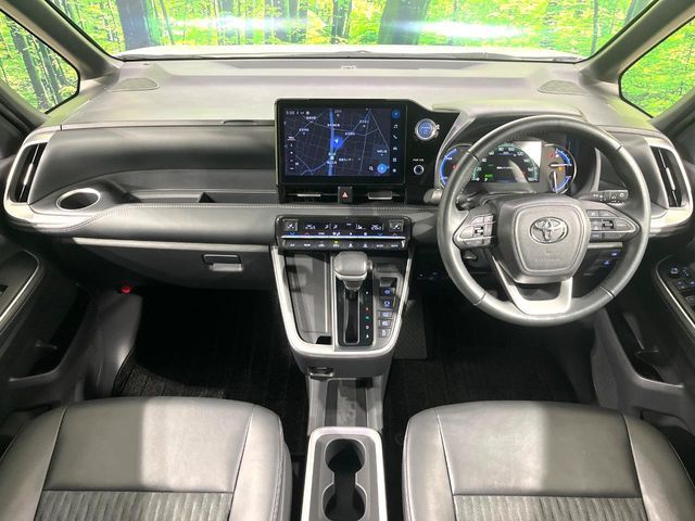 TOYOTA NOAH HYBRID 2023 Image 31