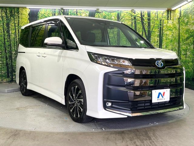 TOYOTA NOAH HYBRID 2023 Image 31